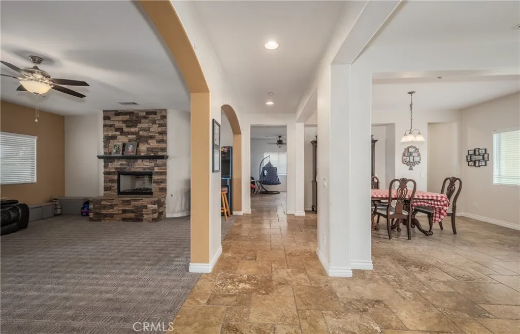 7840 La Cresta Street, Highland, California 92346 home-pic-9