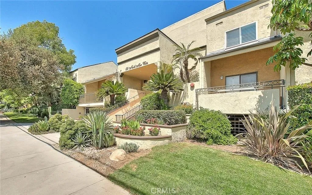 64 N Mar Vista 213, Pasadena, California 91106 home-pic-1