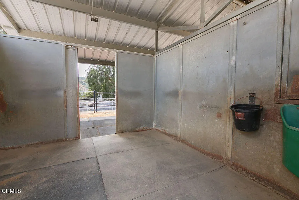 2735 Los Pinos Circle, Camarillo, California 93012 home-pic-64