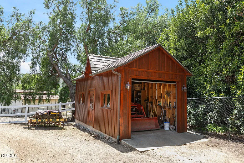 2735 Los Pinos Circle, Camarillo, California 93012 home-pic-59