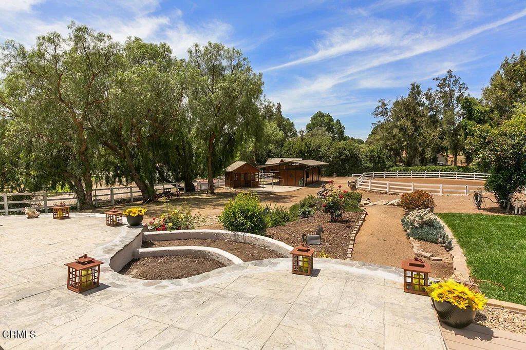 2735 Los Pinos Circle, Camarillo, California 93012 home-pic-52