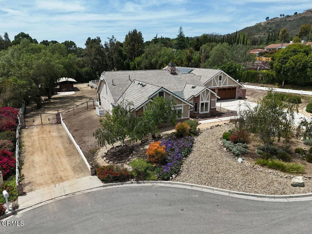 2735 Los Pinos Circle, Camarillo, California 93012 home-pic-4