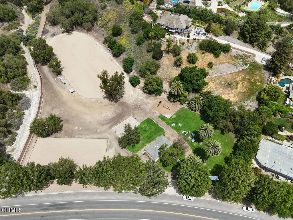 2735 Los Pinos Circle, Camarillo, California 93012 home-pic-74