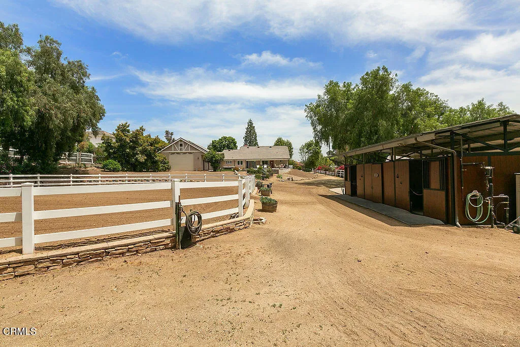 2735 Los Pinos Circle, Camarillo, California 93012 home-pic-62
