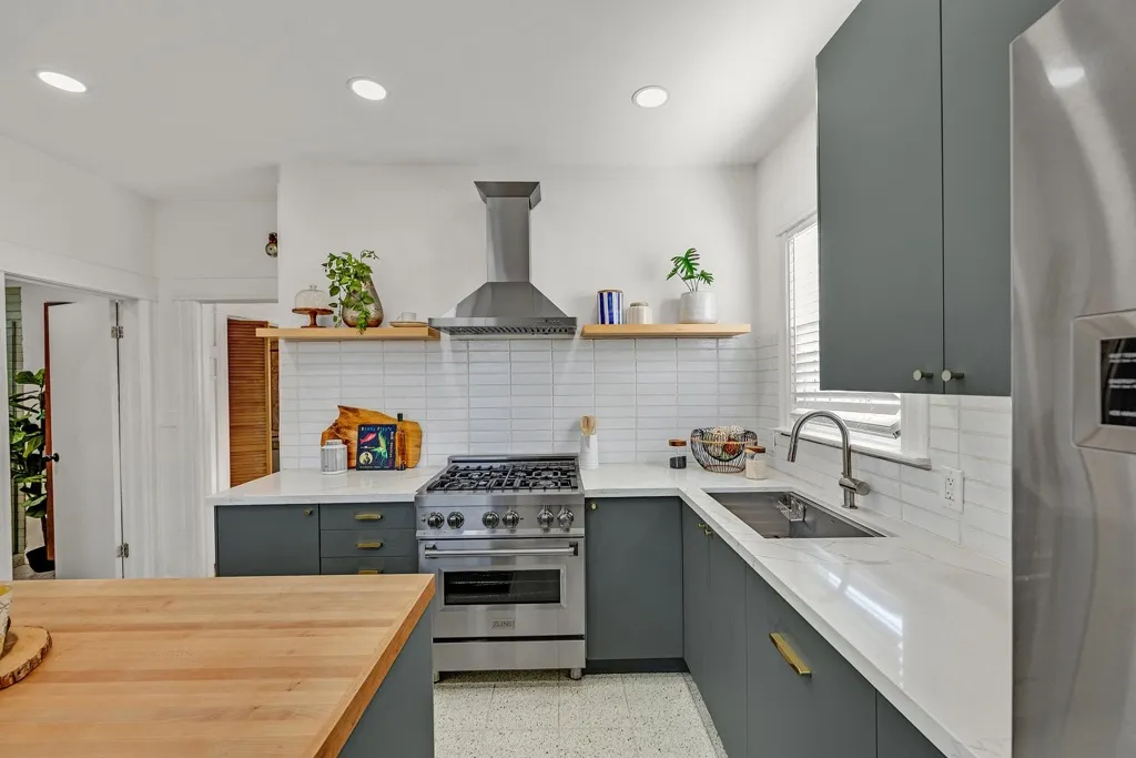 1919 48th Ave, Oakland, California 94601 home-pic-13