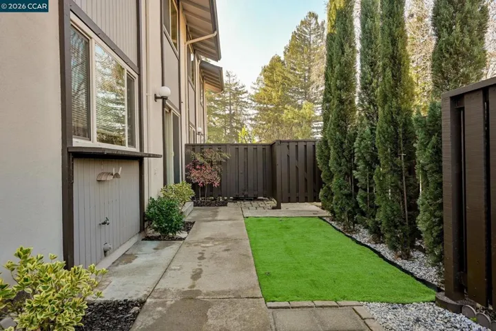 1692 Countrywood Ct, Walnut Creek, California 94598