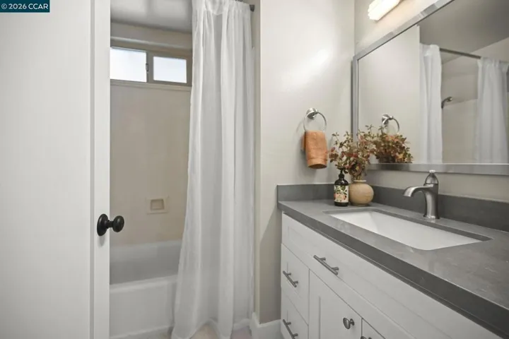 1692 Countrywood Ct, Walnut Creek, California 94598