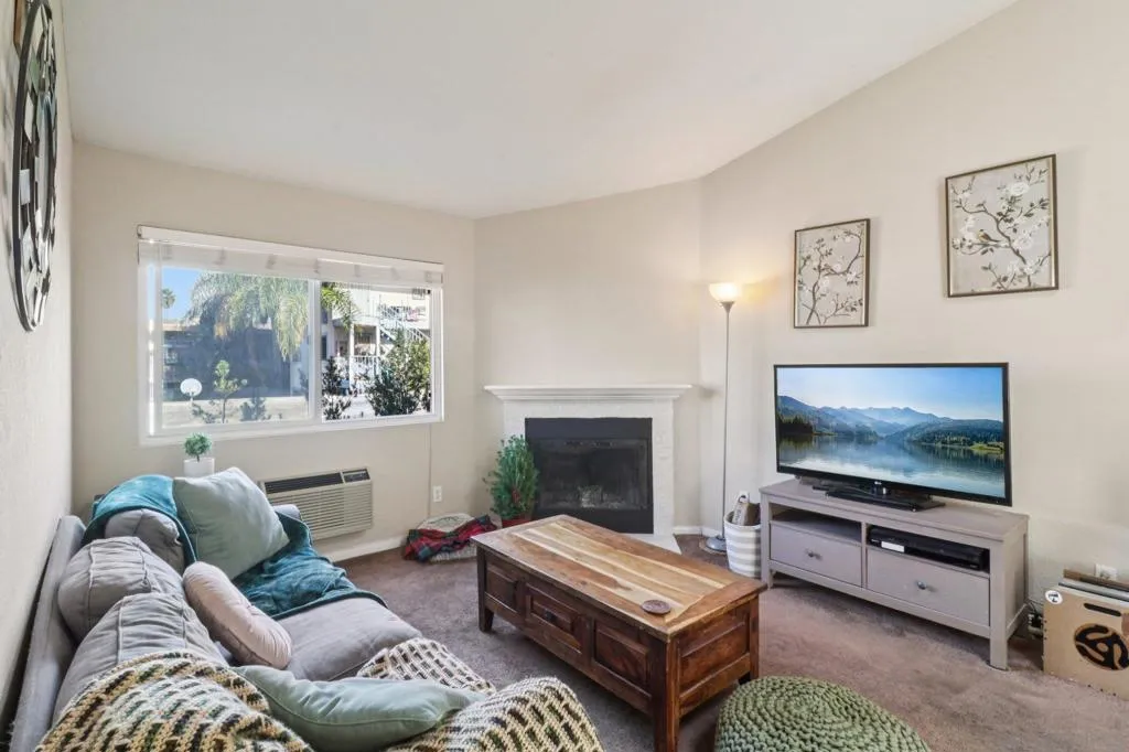 4345 Florida Street 3, San Diego, California 92104 home-pic-6