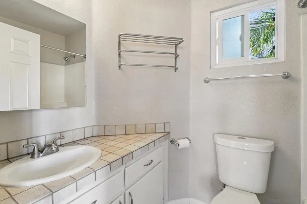 4345 Florida Street 3, San Diego, California 92104 home-pic-25