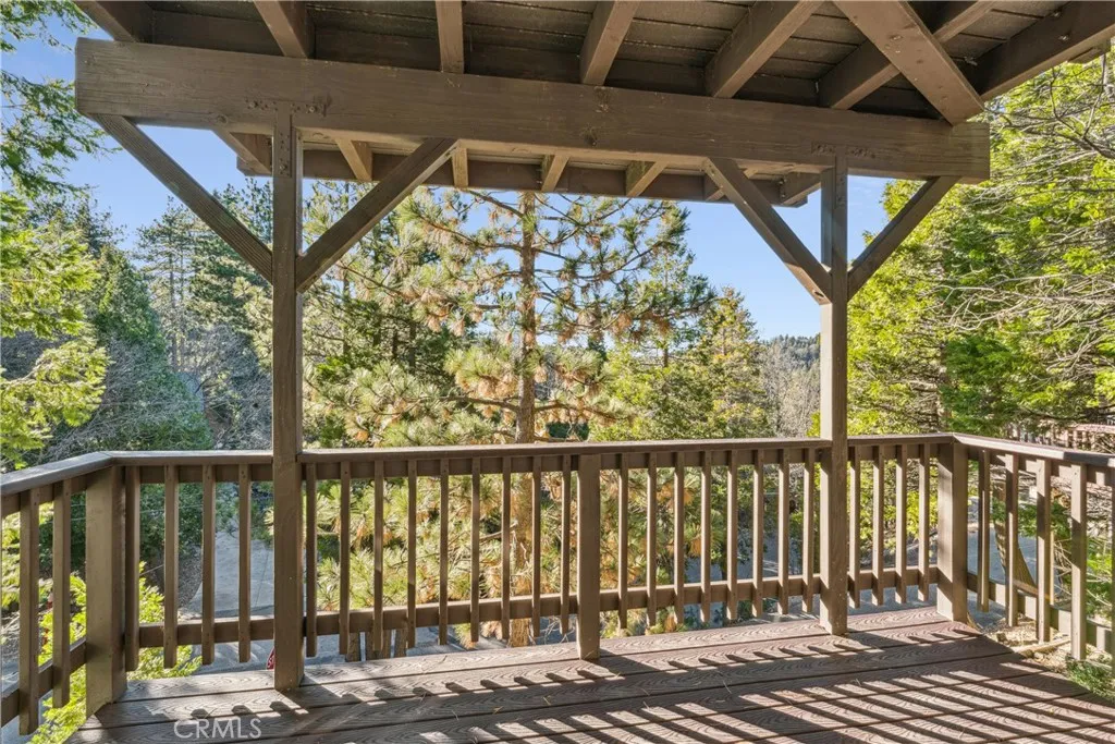 305 Summit Road, Lake Arrowhead, California 92352 home-pic-36