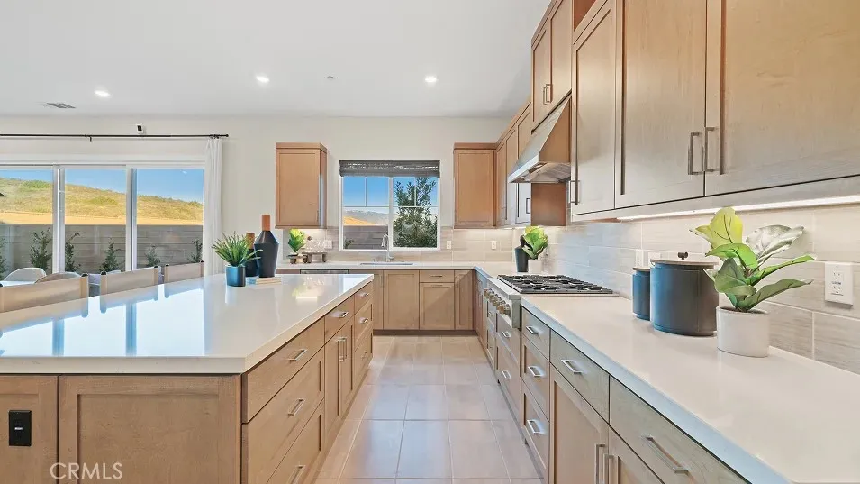 1355 Gavilan Ridge, Rancho Mission Viejo, California 92694 home-pic-2