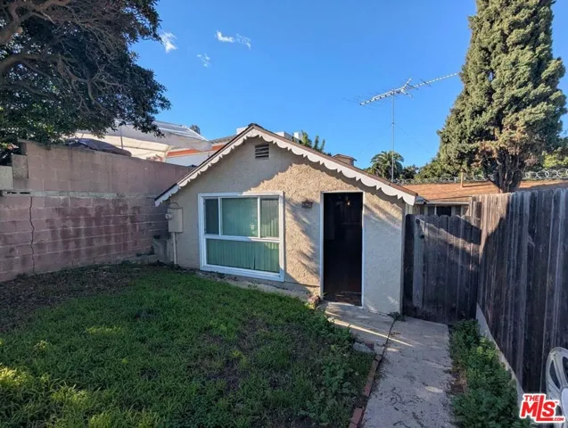 901 Hyde Park