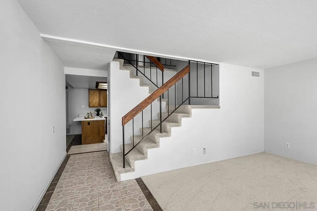 9787 Rimpark Way, San Diego, California 92124 home-pic-7