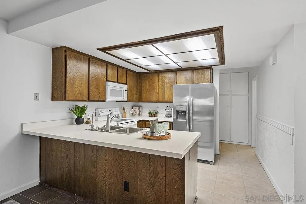 9787 Rimpark Way, San Diego, California 92124 home-pic-8