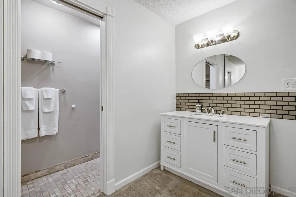 4444 W Point Loma Blvd 75, San Diego, California 92107 home-pic-19