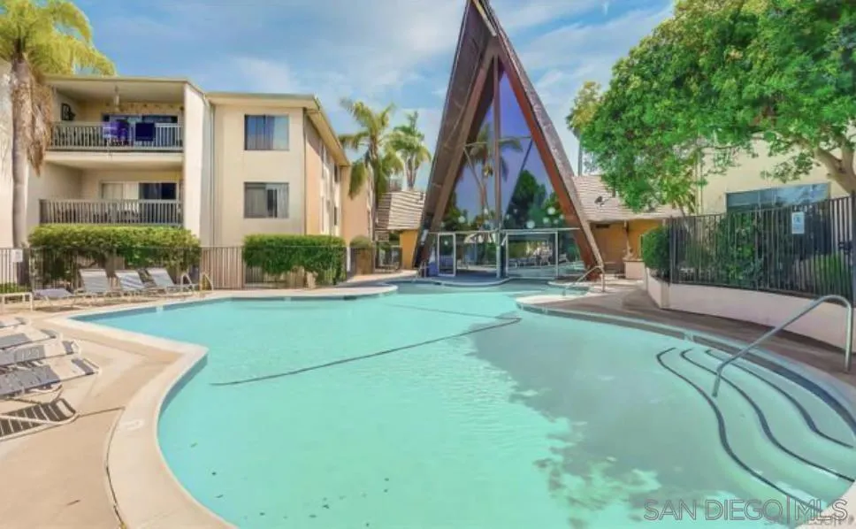 4444 W Point Loma Blvd 75, San Diego, California 92107 home-pic-29