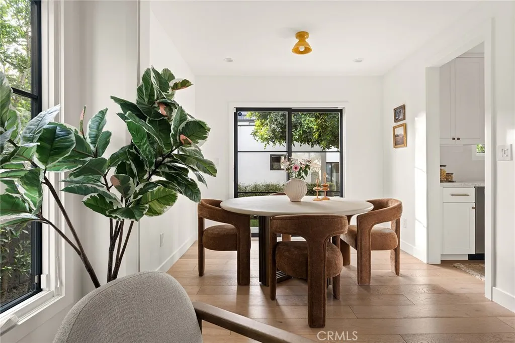 4935 Agnes Avenue, Valley Village, California 91607 home-pic-7