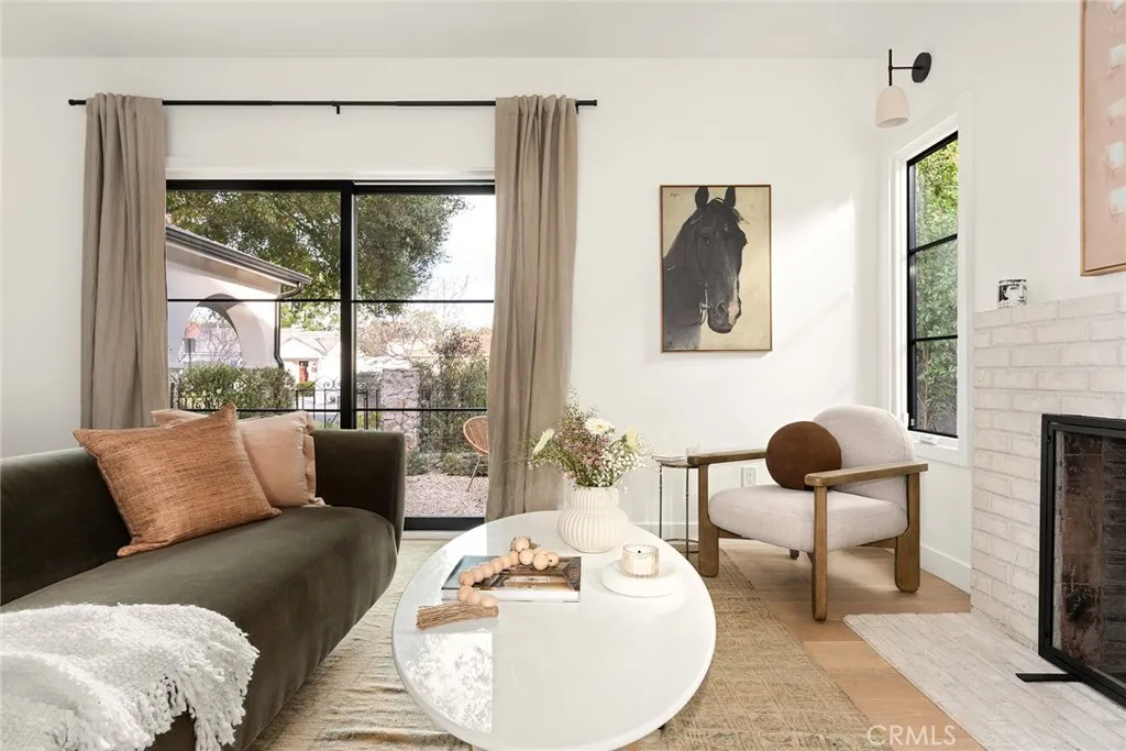 4935 Agnes Avenue, Valley Village, California 91607 home-pic-5