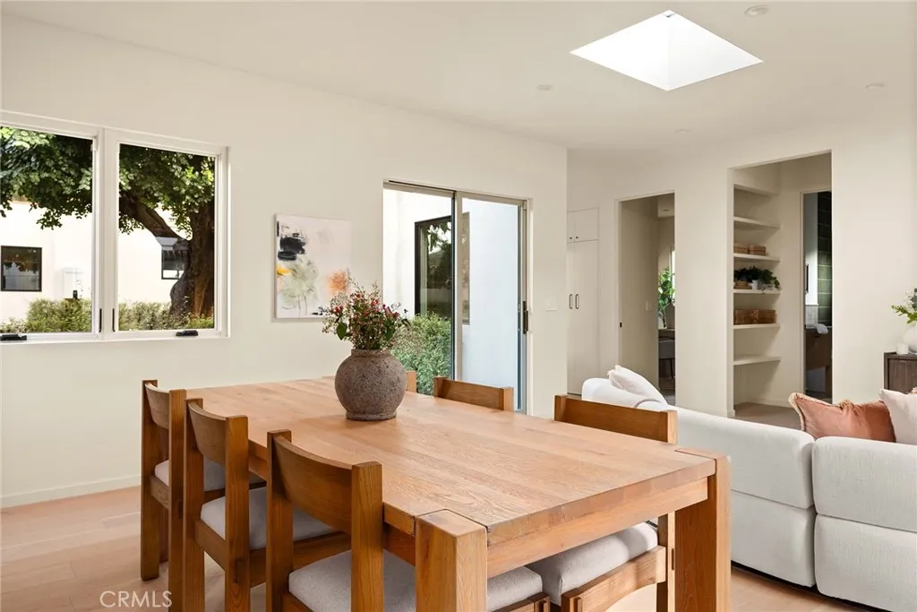 4935 Agnes Avenue, Valley Village, California 91607 home-pic-22