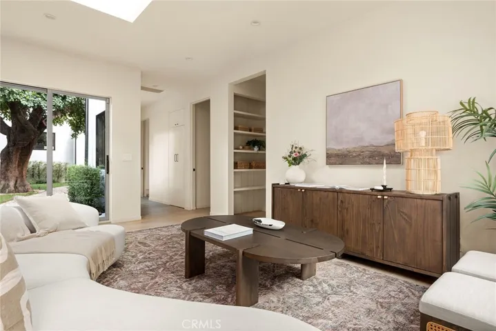 Guest House - Living Room