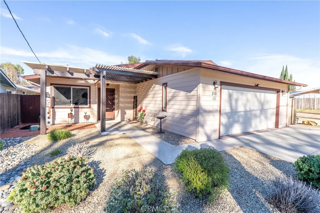 810 Forest, Templeton, California 93465 home-pic-1
