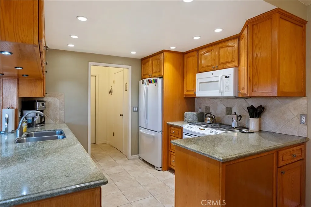 810 Forest, Templeton, California 93465 home-pic-12