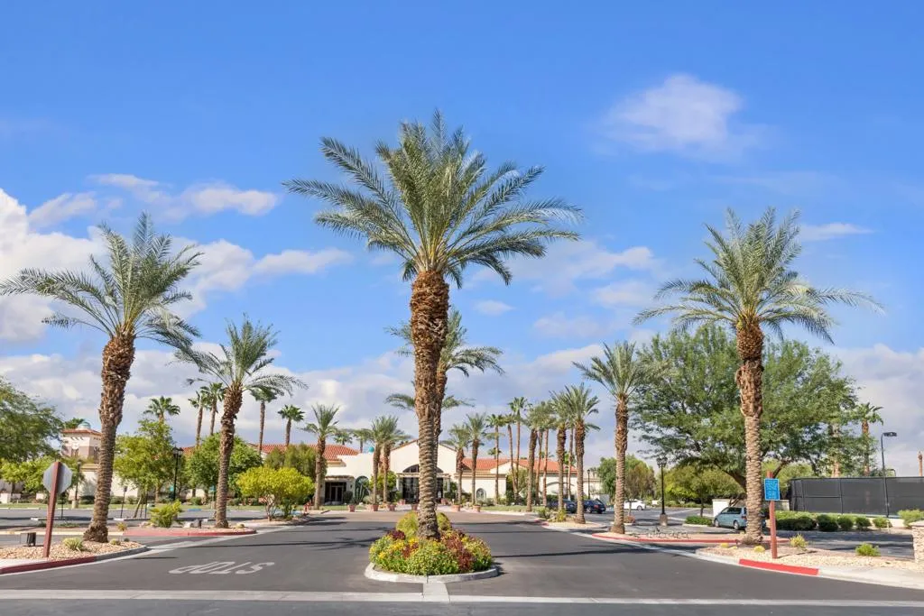 80775 Camino Santa Paula, Indio, California 92203 home-pic-32
