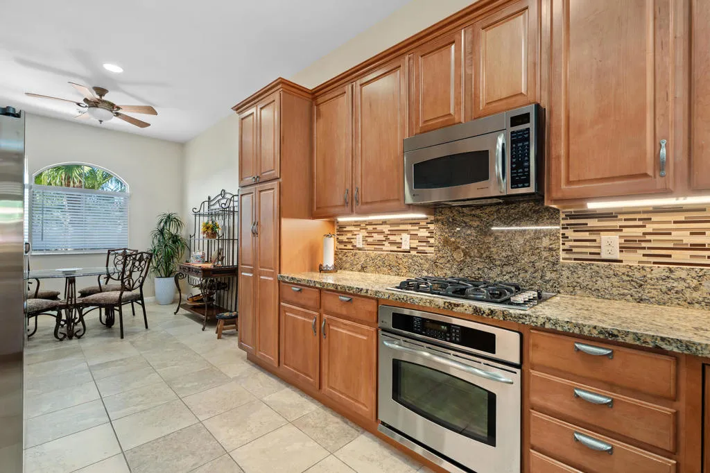80775 Camino Santa Paula, Indio, California 92203 home-pic-11