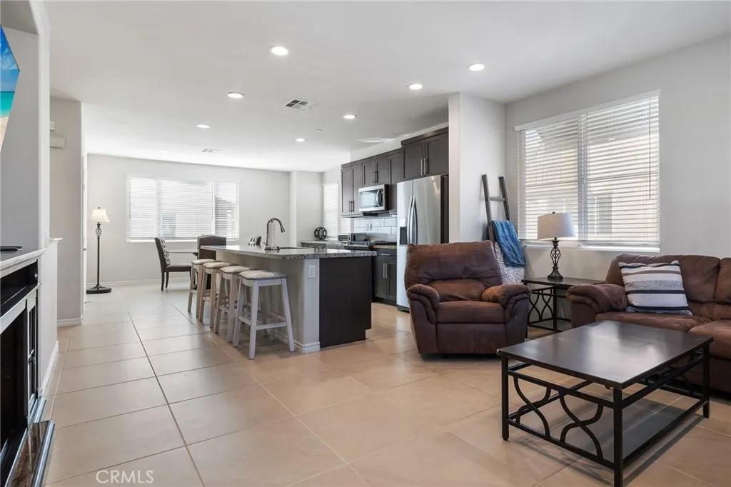 1200 Oliva Court, Duarte, California 91010 home-pic-3