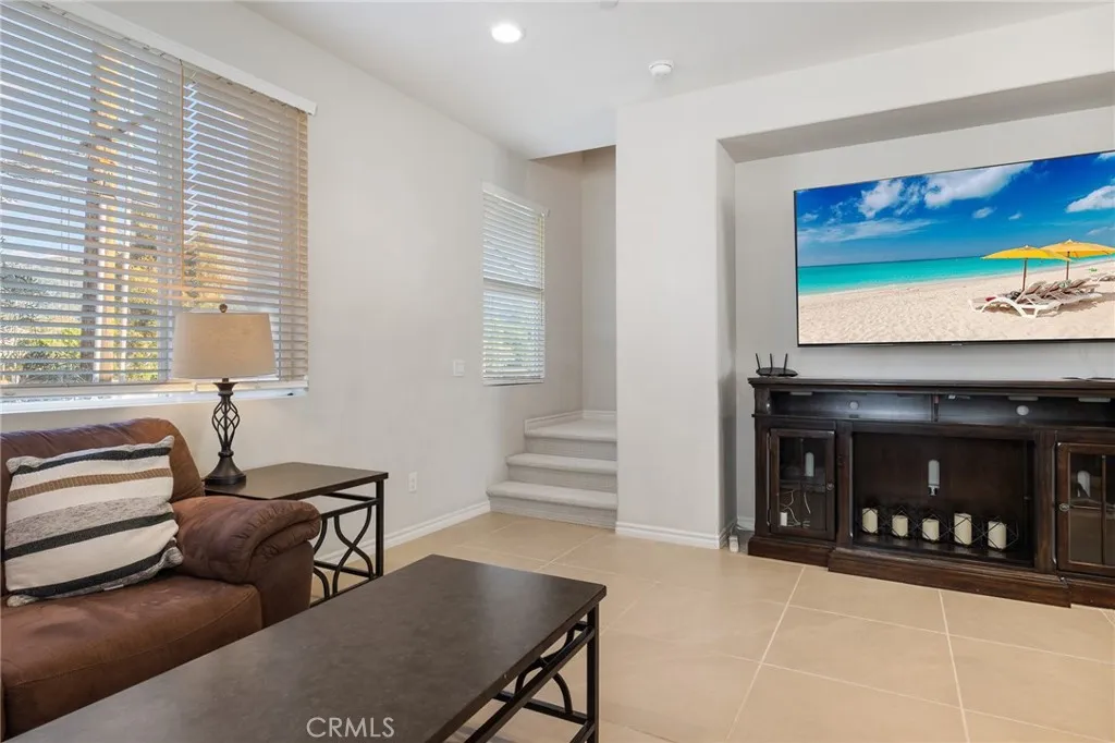 1200 Oliva Court, Duarte, California 91010 home-pic-10