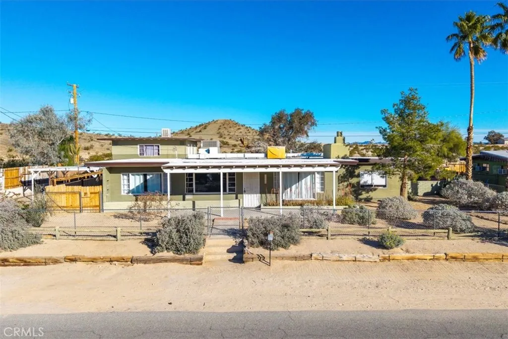 72244 Sunnyslope Drive, 29 Palms, California 92277 home-pic-1
