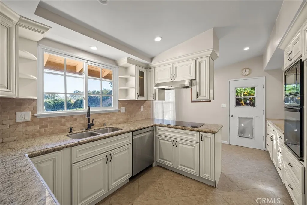 27151 Pembina Road, Rancho Palos Verdes, California 90275 home-pic-12