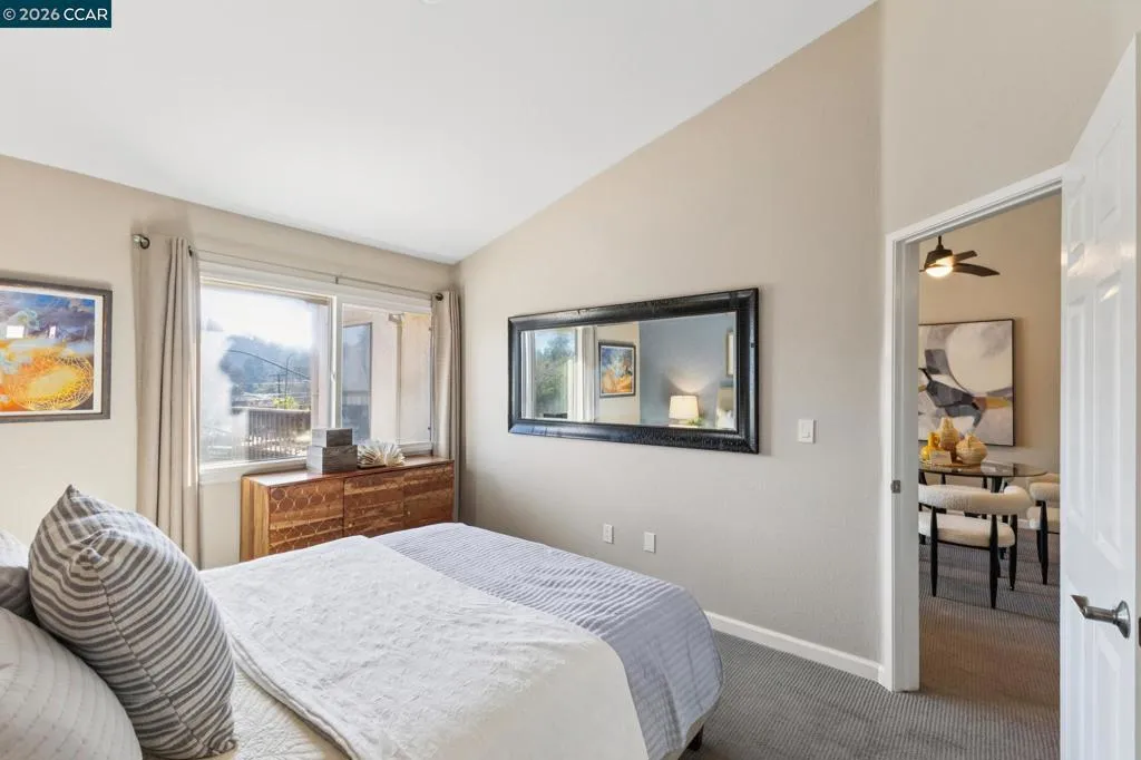 1632 S Villa Way, Walnut Creek, California 94595 home-pic-24