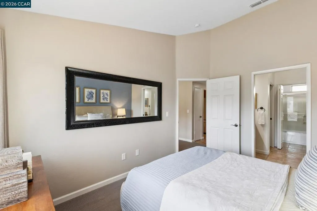 1632 S Villa Way, Walnut Creek, California 94595 home-pic-25