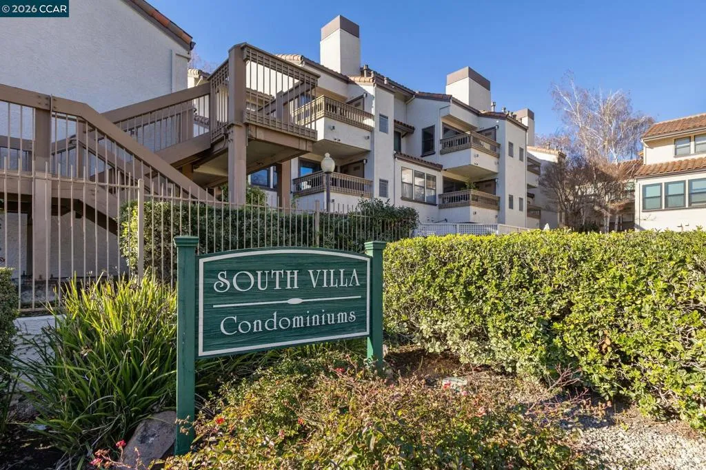 1632 S Villa Way, Walnut Creek, California 94595 home-pic-2