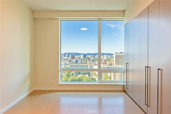 Virtually staged primary with furniture removal.