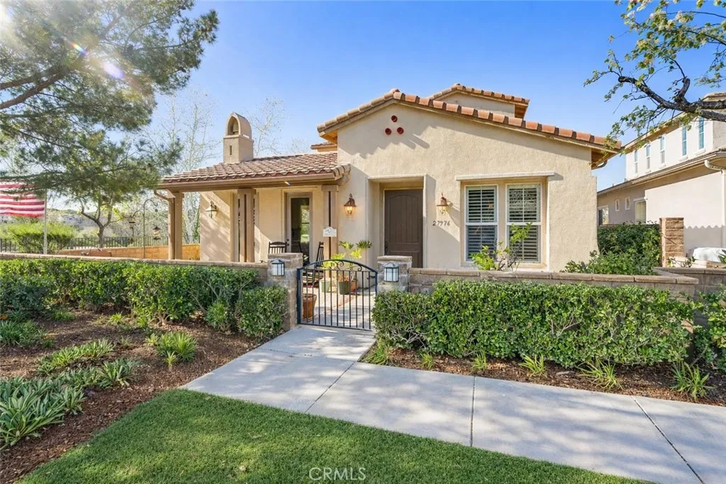27976 Red Pine Court, Valencia, California 91354 home-pic-1
