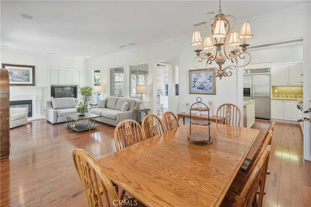 27976 Red Pine Court, Valencia, California 91354 home-pic-8