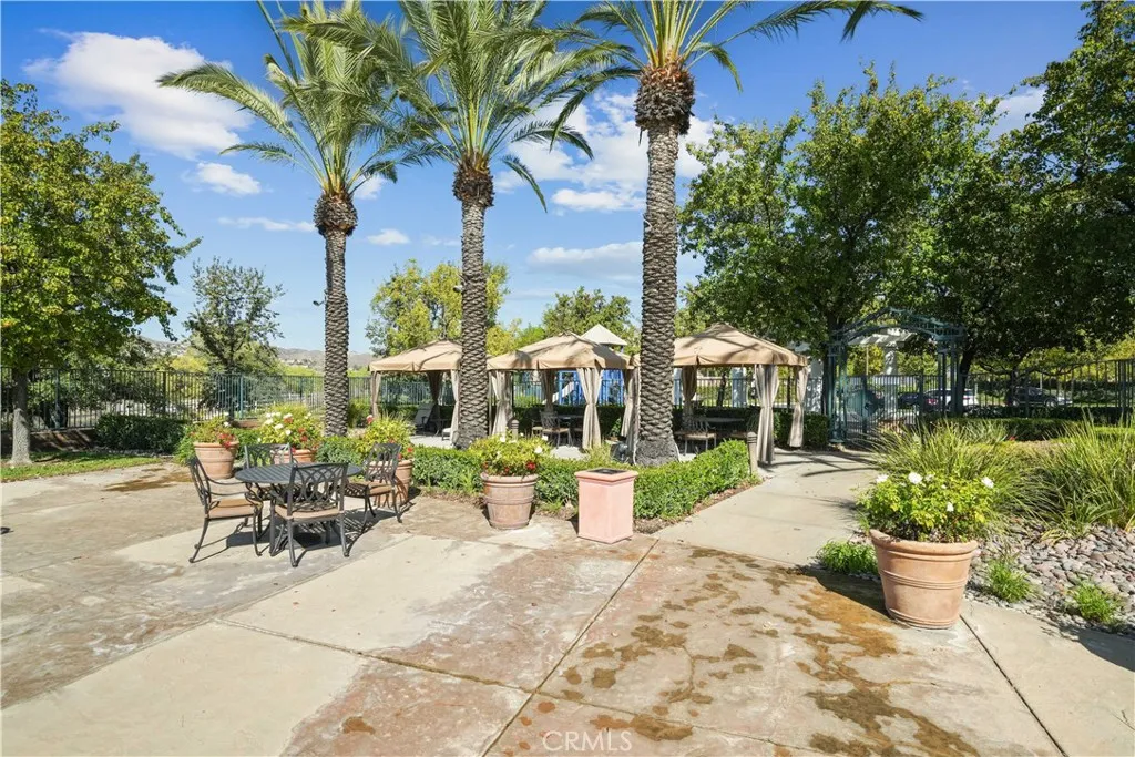 27976 Red Pine Court, Valencia, California 91354 home-pic-39