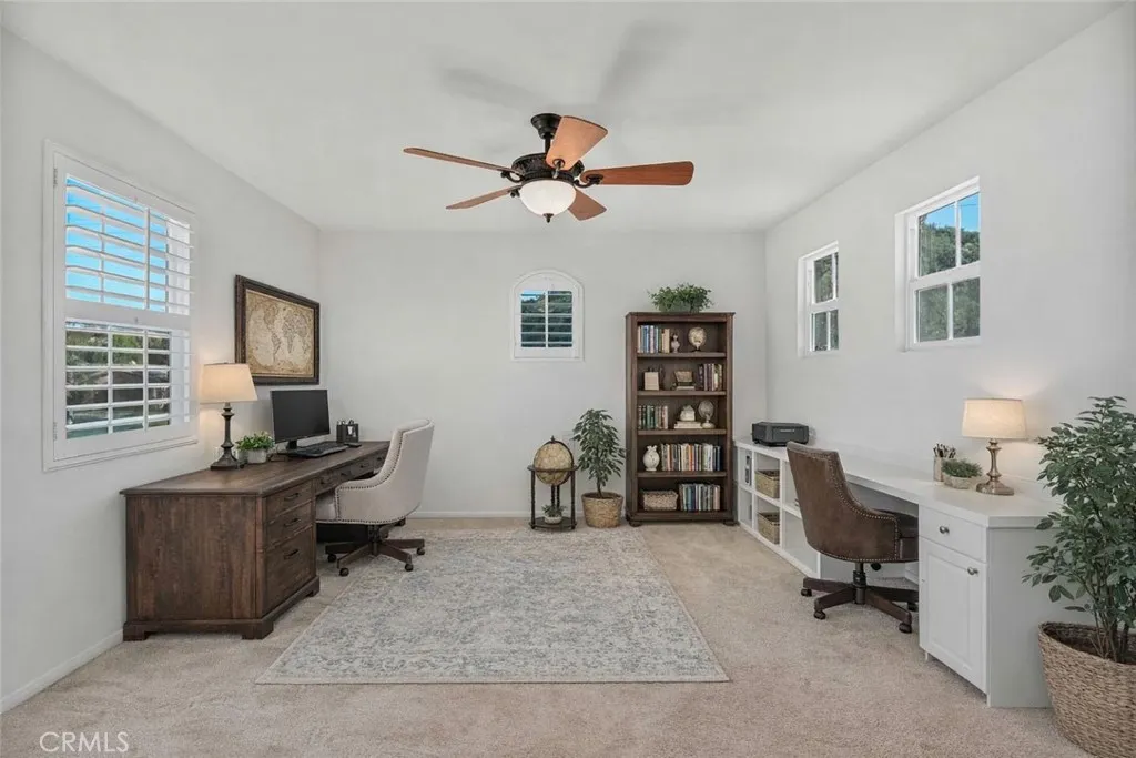 27976 Red Pine Court, Valencia, California 91354 home-pic-23
