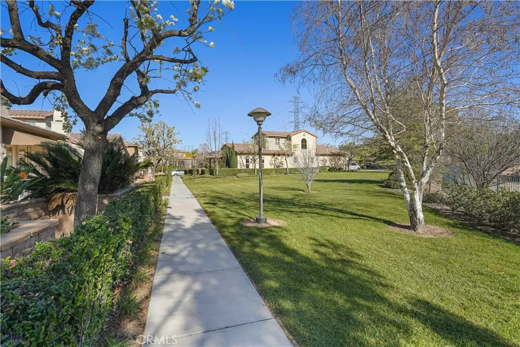 27976 Red Pine Court, Valencia, California 91354 home-pic-33