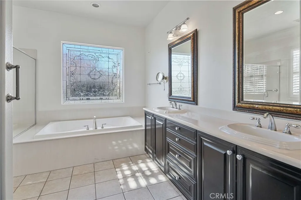 27976 Red Pine Court, Valencia, California 91354 home-pic-18