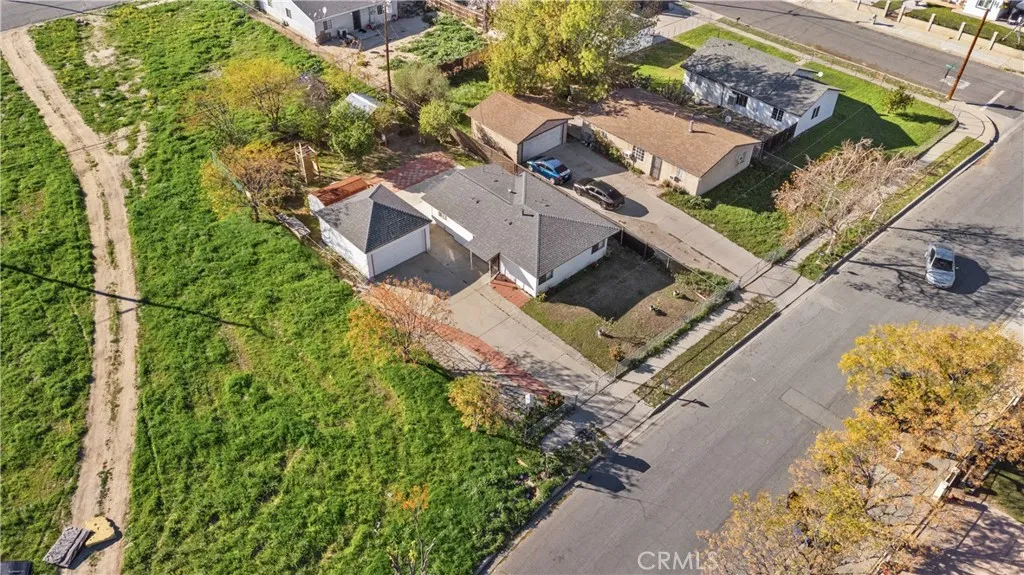 2372 N San Carlo, San Bernardino, California 92407 home-pic-4