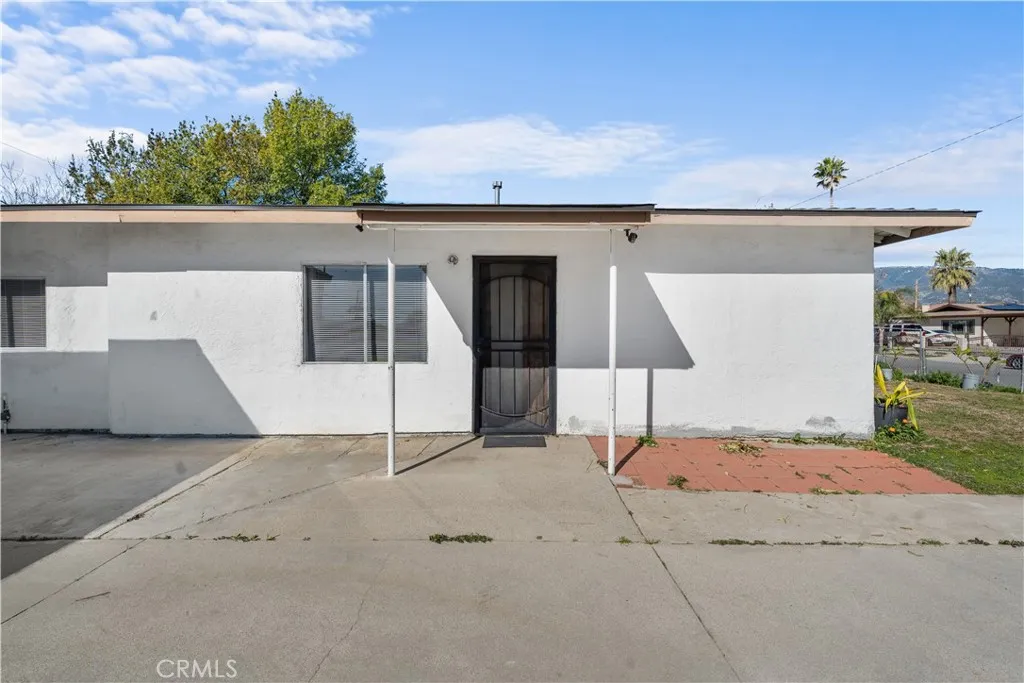 2372 N San Carlo, San Bernardino, California 92407 home-pic-24