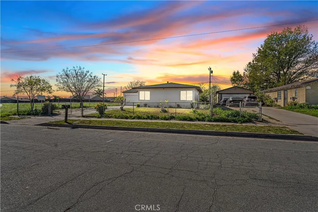2372 N San Carlo, San Bernardino, California 92407 home-pic-29