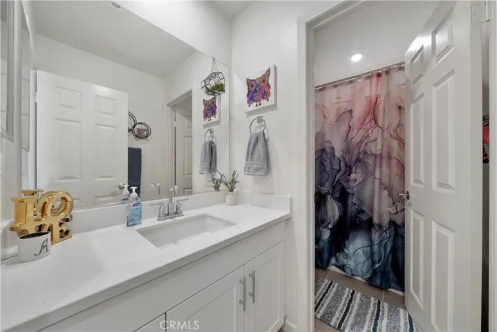 1045 W Clover, Rialto, California 92376