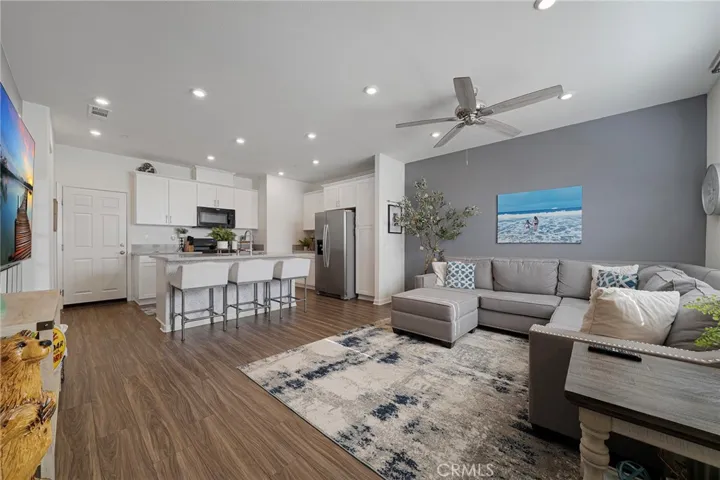 1045 W Clover, Rialto, California 92376