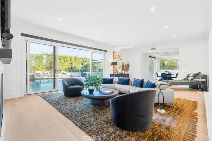 23477 Park Colombo, Calabasas, California 91302