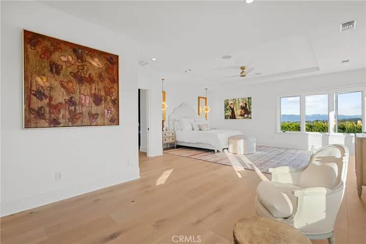 23477 Park Colombo, Calabasas, California 91302