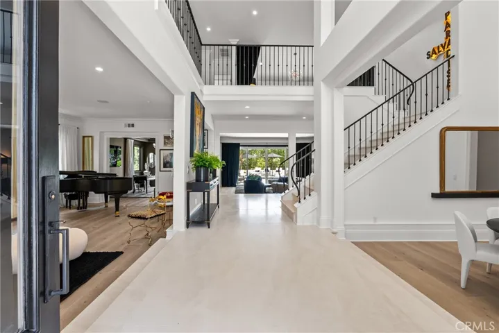 23477 Park Colombo, Calabasas, California 91302